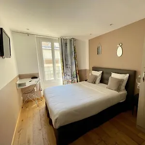 Amiral-fondary 3* Paris