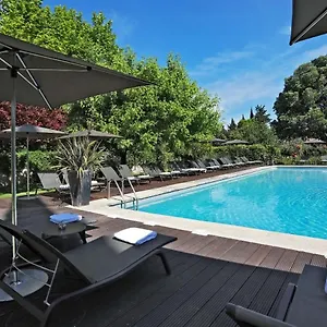 Le Prieure 5* Villeneuve-lès-Avignon